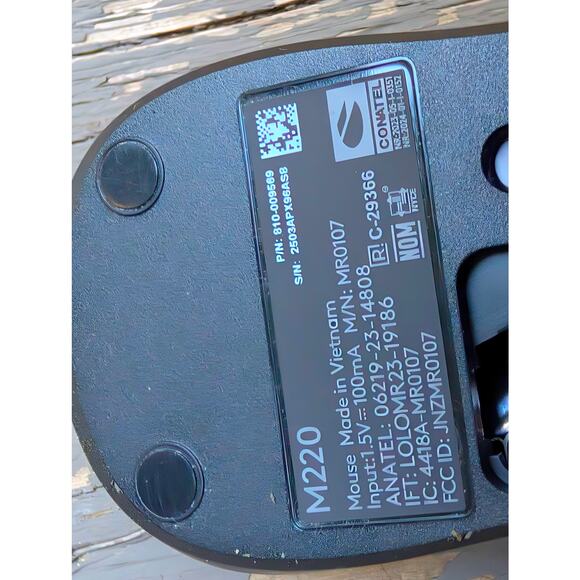 Logitech M220 Silent Wireless Mouse with Receiver - Picture 7 of 7